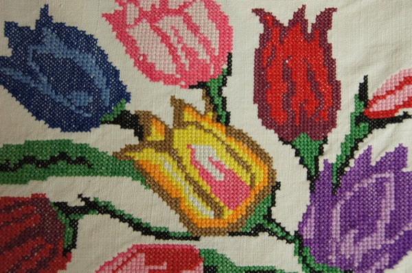 Cross Stitch Tulip Tablecloth Detail