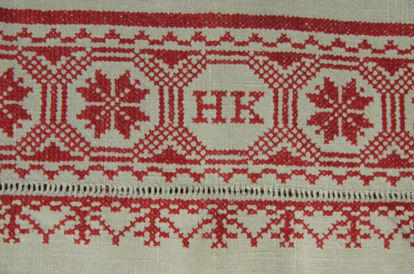 HK Detail Hand-Loomed Trousseau Panel