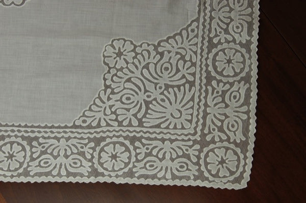 Rare White Buzsak Tablecloth Corner