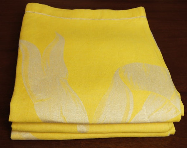 Yellow Damask Tablecloth with Ivory Bow Folded
